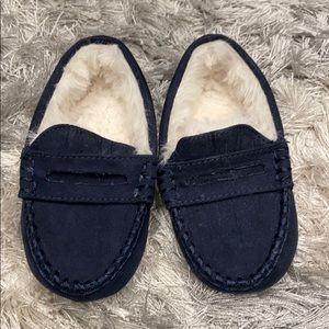 Toddler Slippers size 4-5 NWOT